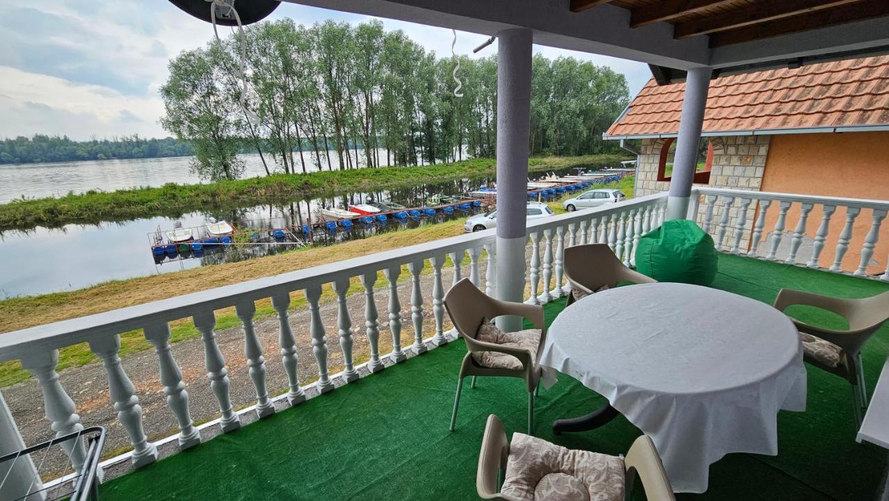 Celarevo River View - Danube מראה חיצוני תמונה